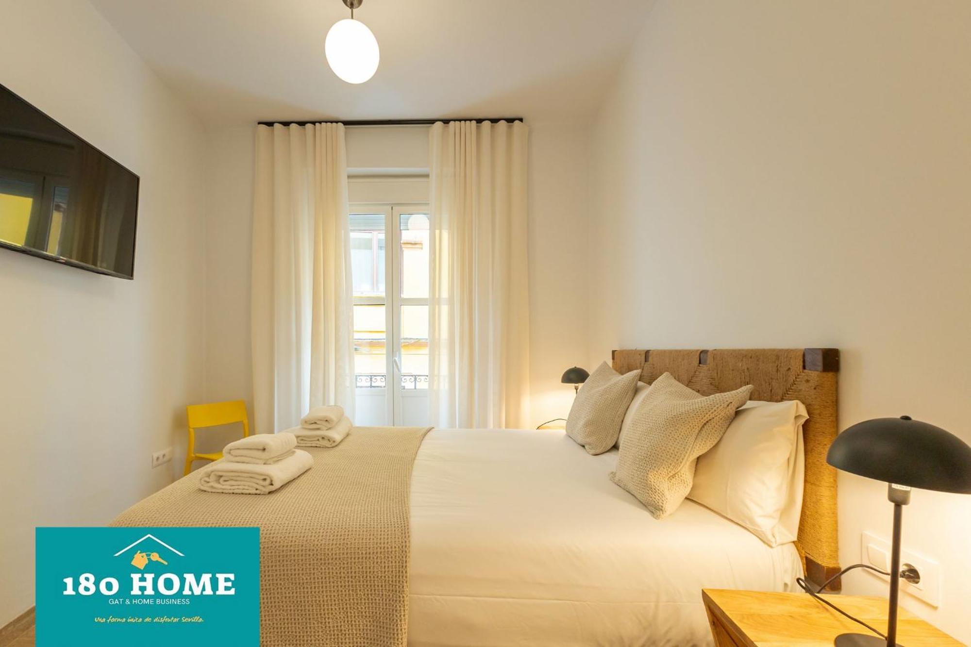 180 Home Goyeneta Luxury Sevilla Dış mekan fotoğraf
