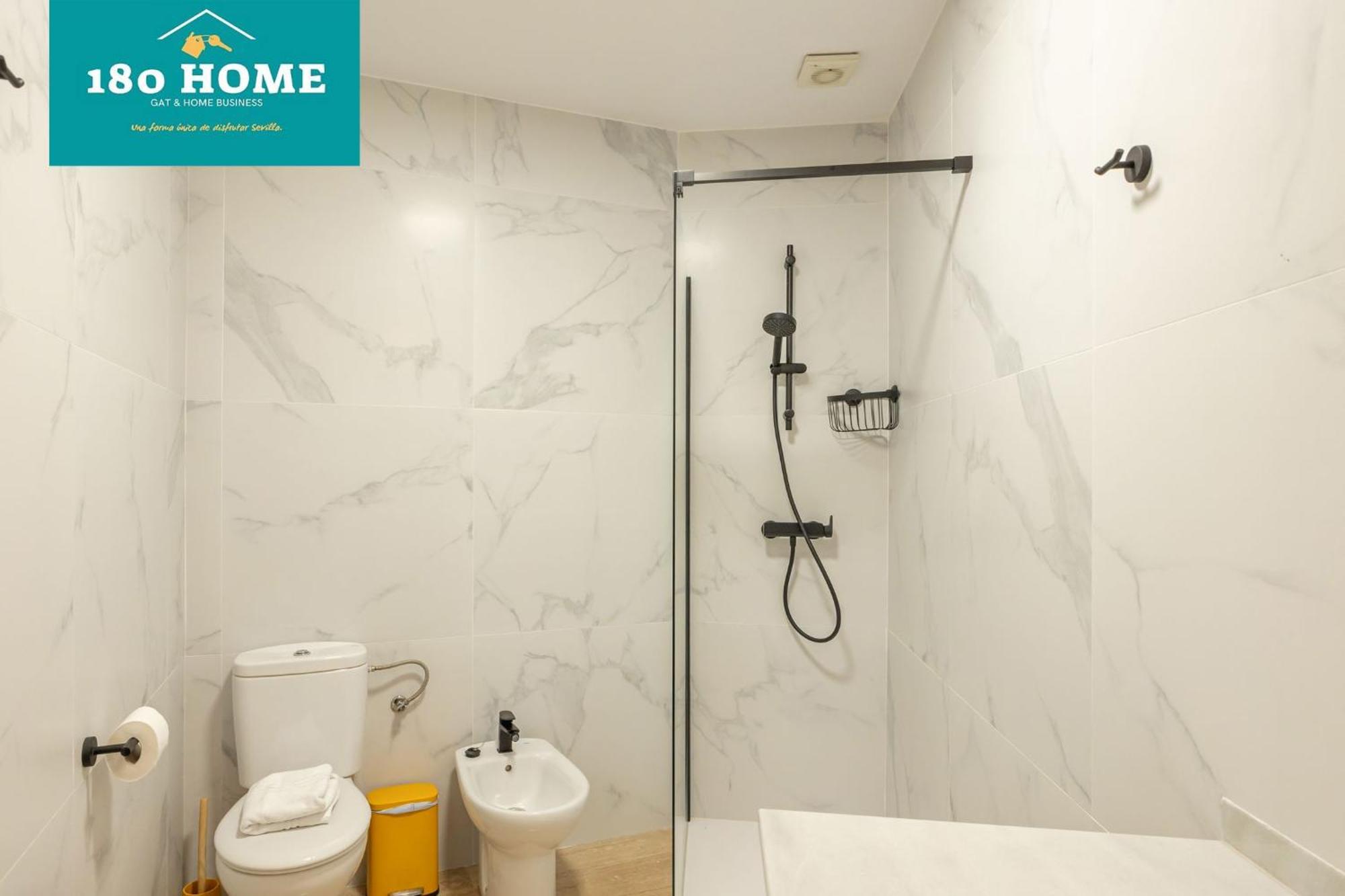 180 Home Goyeneta Luxury Sevilla Dış mekan fotoğraf