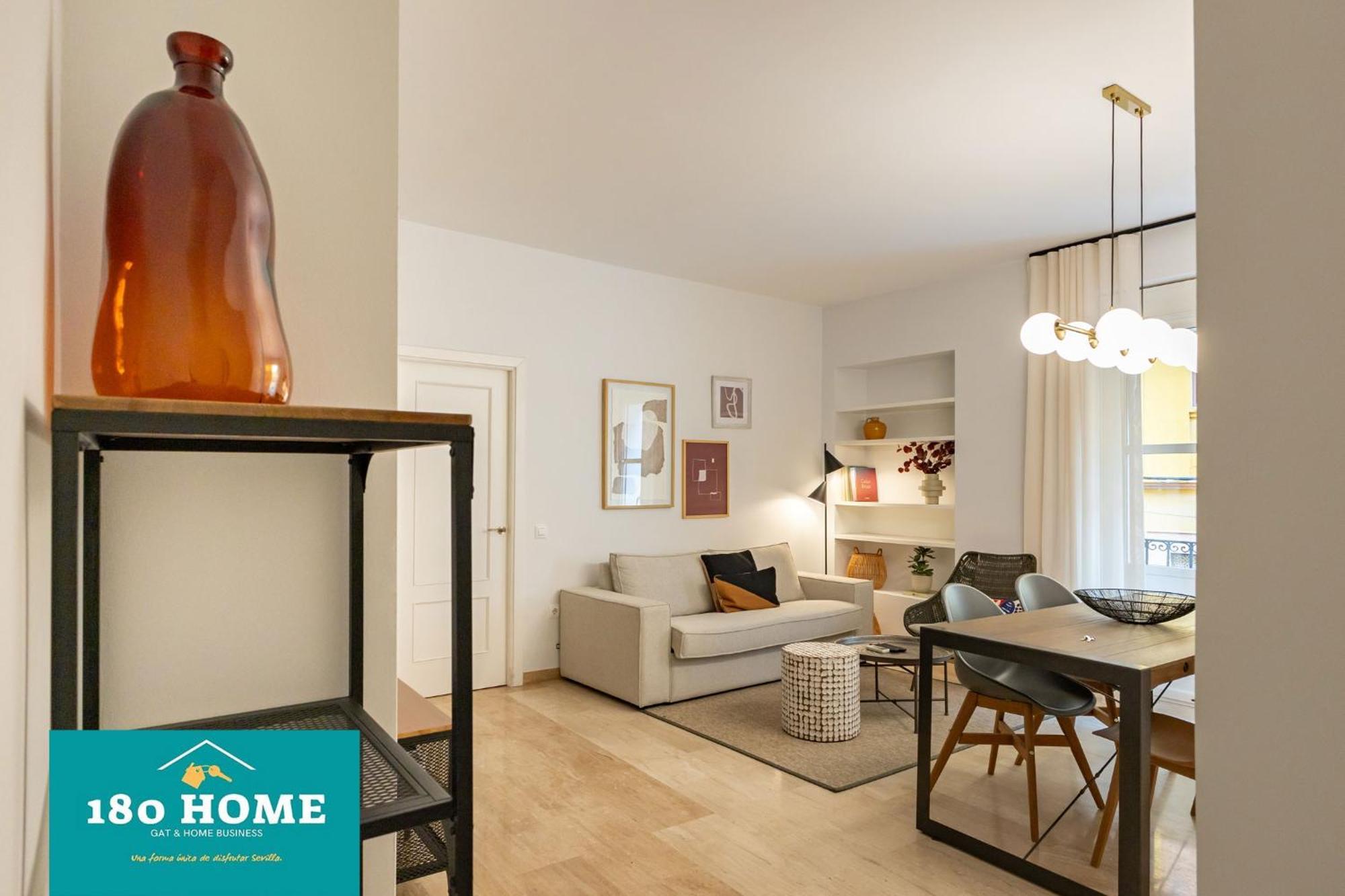180 Home Goyeneta Luxury Sevilla Dış mekan fotoğraf